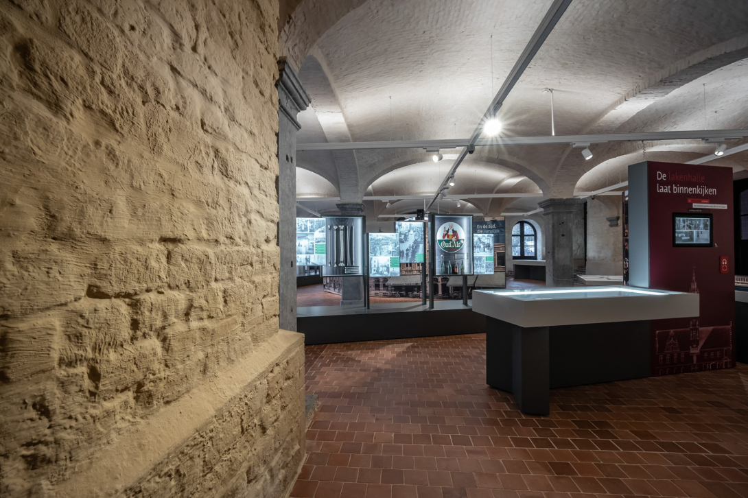 Belfort en Lakenhalle Dendermonde